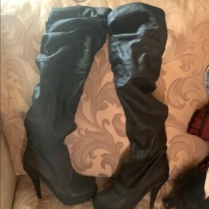 knee high high heel boots